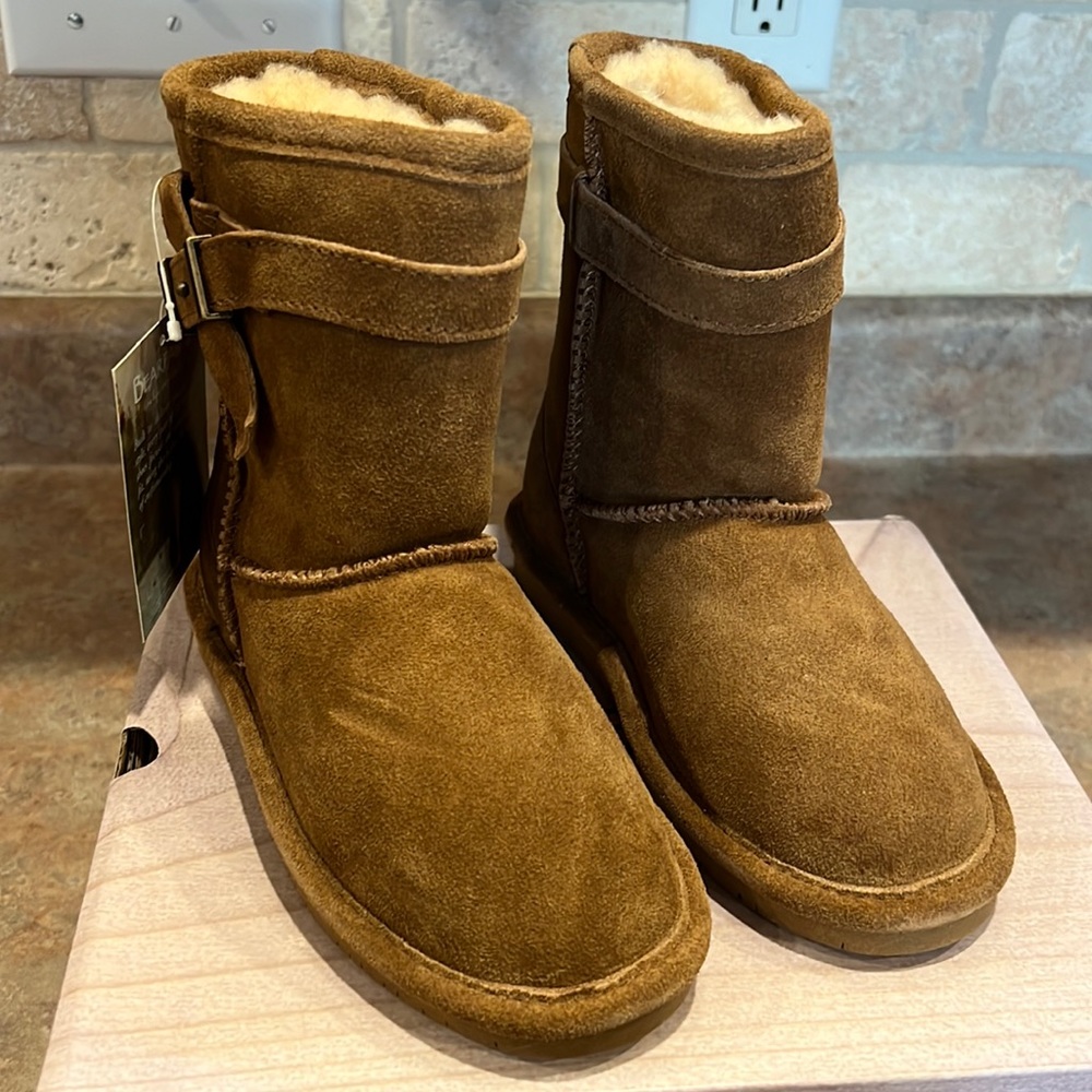 Bearpaw youth boots